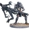 McFarlane Toys Alien Vs. Predator Series II Predator Throws Alien