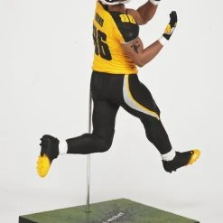 McFarlane Toys NFL - The Dark Knight Rises - Hines Ward Figur -Force of Will Geschäft 8e5b18a9e67bd9984e60780f8badcc4c190498a5df2db19a23e8f72d54360698