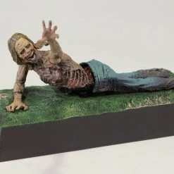 McFarlane Toys The Walking Dead Series II TV Version Figur Bicycle Girl Zombie