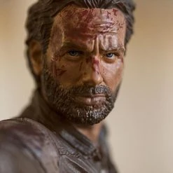 McFarlane Toys The Walking Dead TV - Rick Grimes Deluxe Vigilante 25cm Figur -Force of Will Geschäft f99c391ae2311a8233707bf1707b5099db63ee5492a7055ab1cb52d514c915f7